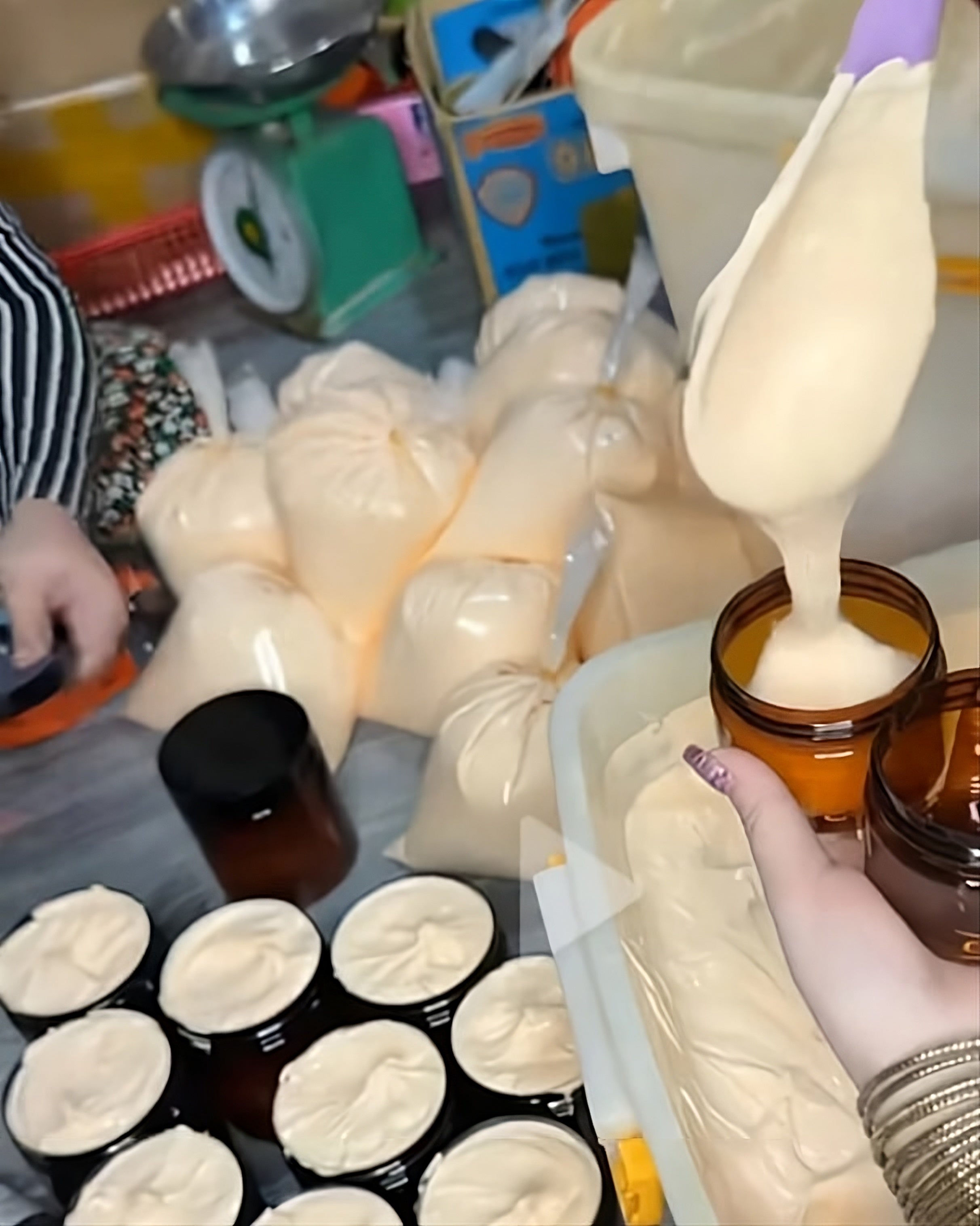 Zafrani Glow Gold Cream - 11.11 Mega Sale is Live!